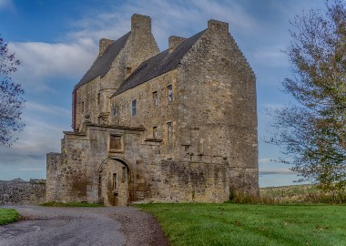 Lallybroch - Midhope Castle
