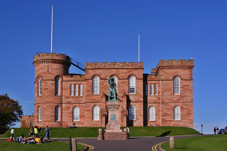 Inverness Castle LG