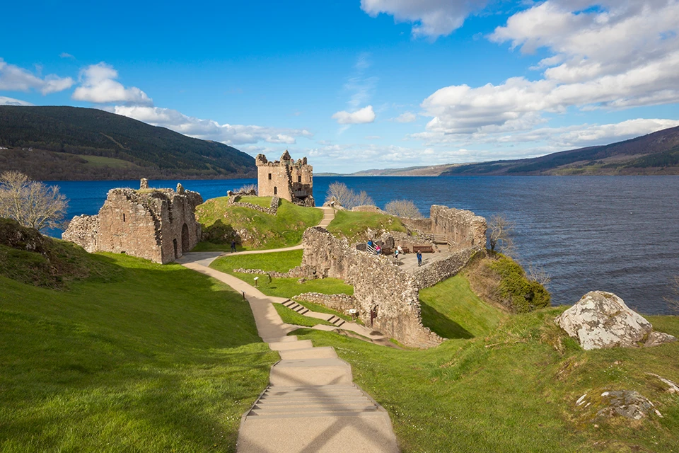 Urquhart Castle LG